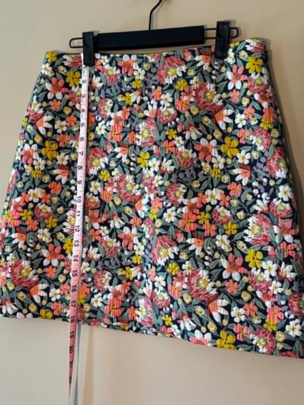 LOFT Embroidered Floral Skirt – Size 6 - Picture 4 of 6